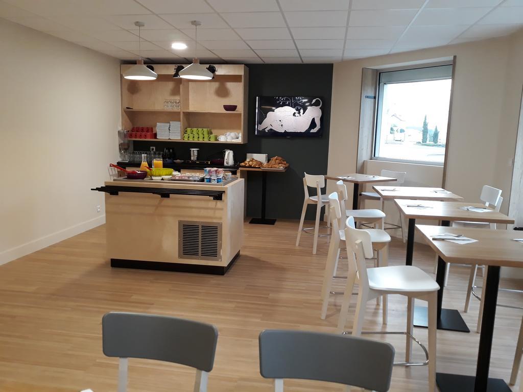 La Godiniere Hotell Cholet Exteriör bild